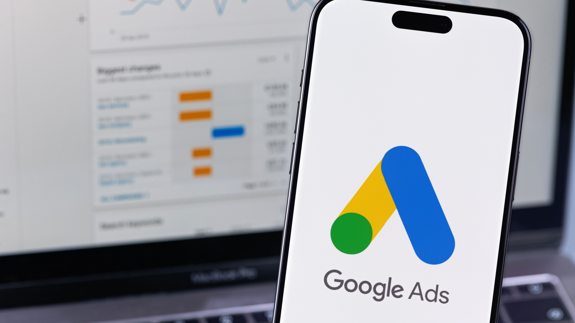 Google trials third party endorsements within search advertisements